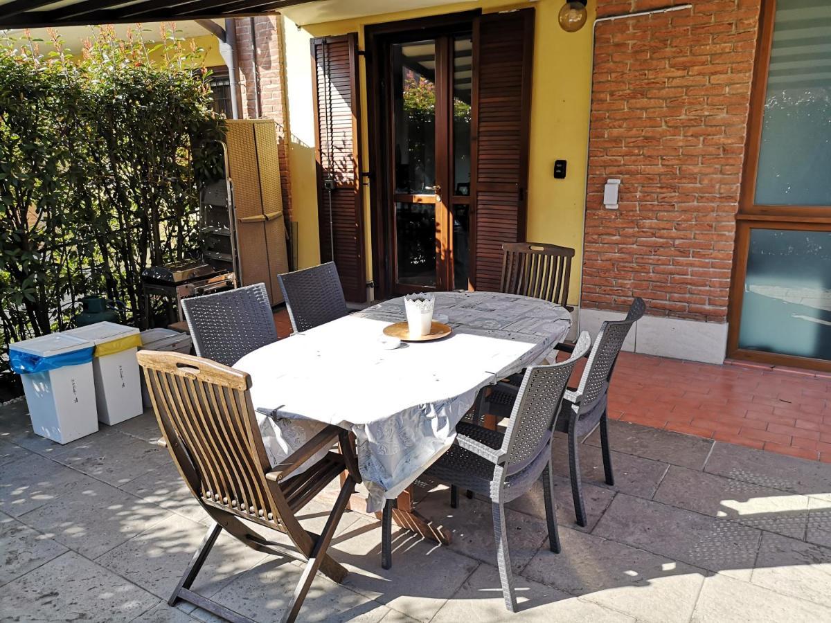 Suite Travel Home Modena Bagian luar foto
